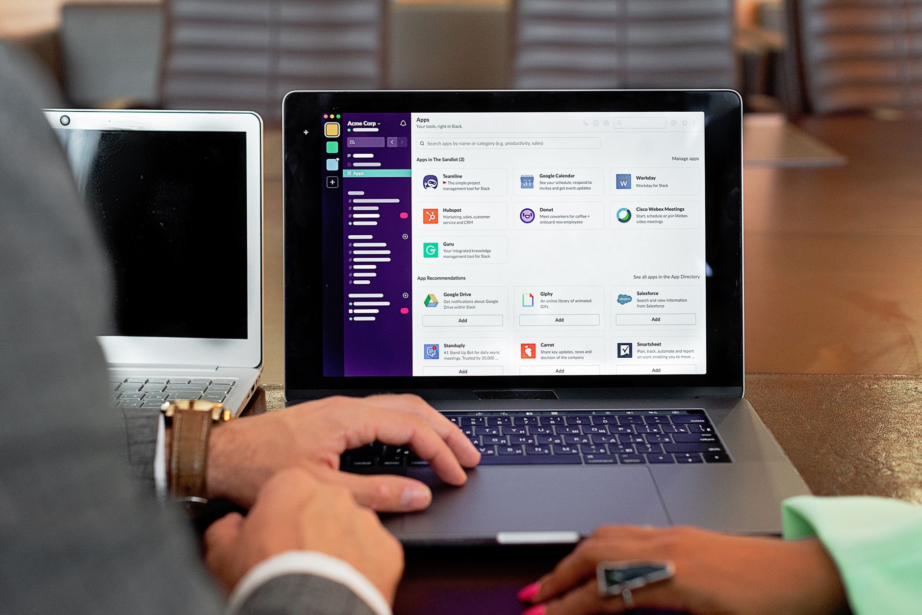 Anthropic เปิดตัว Claude Tag แทนที่แอป Slack ด้วย AI ที่ทำงานร่วมทีมอย่างต่อเนื่อง