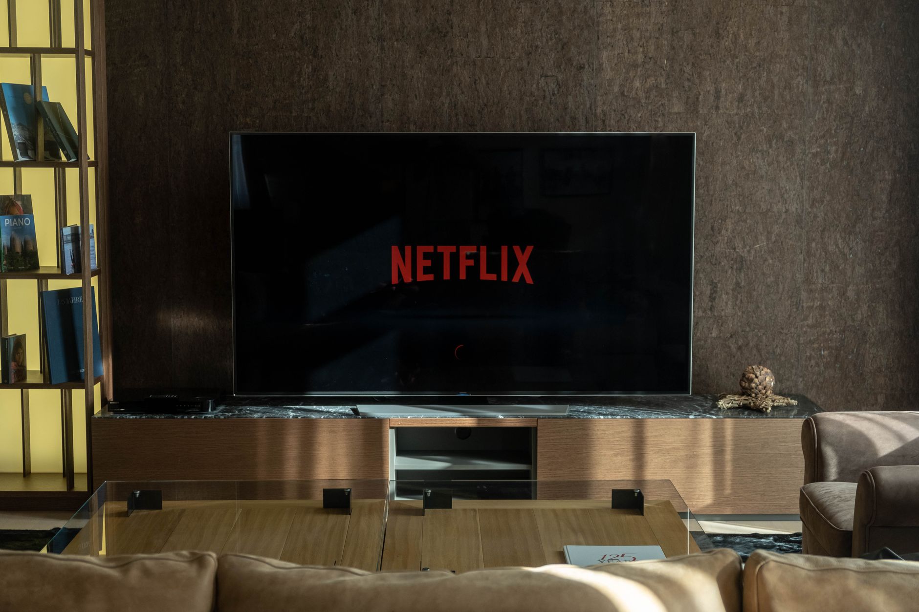 วิธีปิดคำถาม 'คุณยังดูอยู่ไหม?' บน Netflix