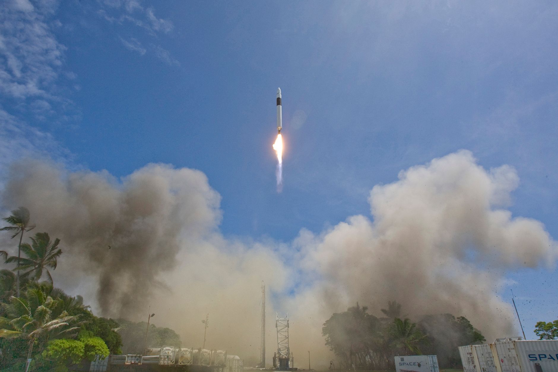 NASA เลือกบริษัทจรวดของ Eric Schmidt สำหรับภารกิจไปดาวอังคารในปี 2028