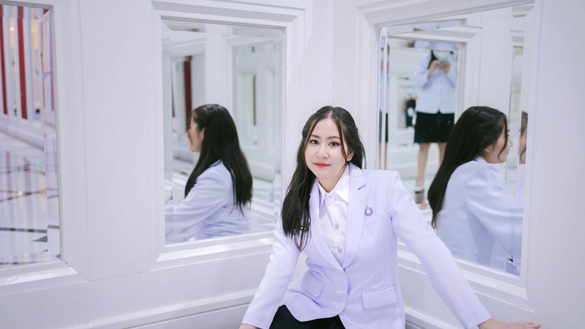 ซาตยา นาเดลล่า เตือน AI อาจทำให้หลายอุตสาหกรรมสูญเสียคุณค่า