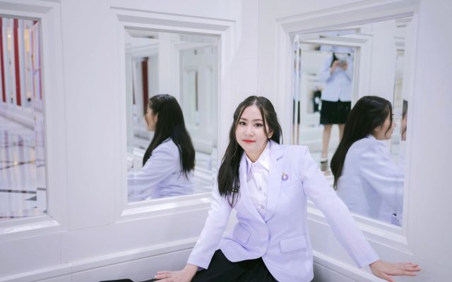 ซาตยา นาเดลล่า เตือน AI อาจทำให้หลายอุตสาหกรรมสูญเสียคุณค่า