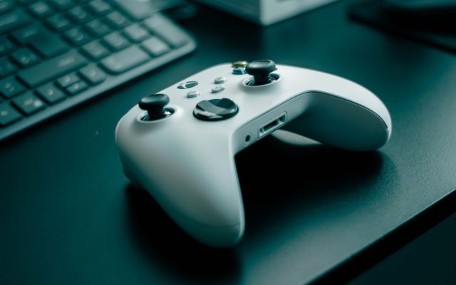 Valve เผยสถานการณ์การสั่งซื้อ Steam Controller อาจล่าช้าถึงปี 2027