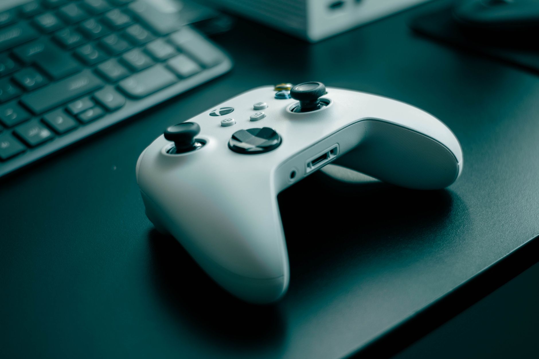 Valve เผยสถานการณ์การสั่งซื้อ Steam Controller อาจล่าช้าถึงปี 2027