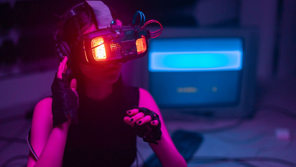 Valve นำเข้าหูฟัง VR น้ำหนัก 13 ตันในวันเดียว