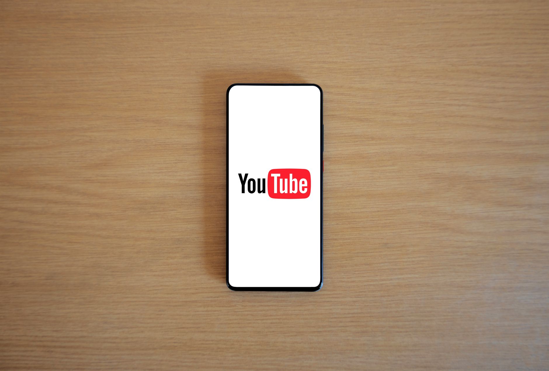 ระวัง! คุณอาจจ่ายมากขึ้นสำหรับ YouTube Premium หากสมัครผ่าน Apple
