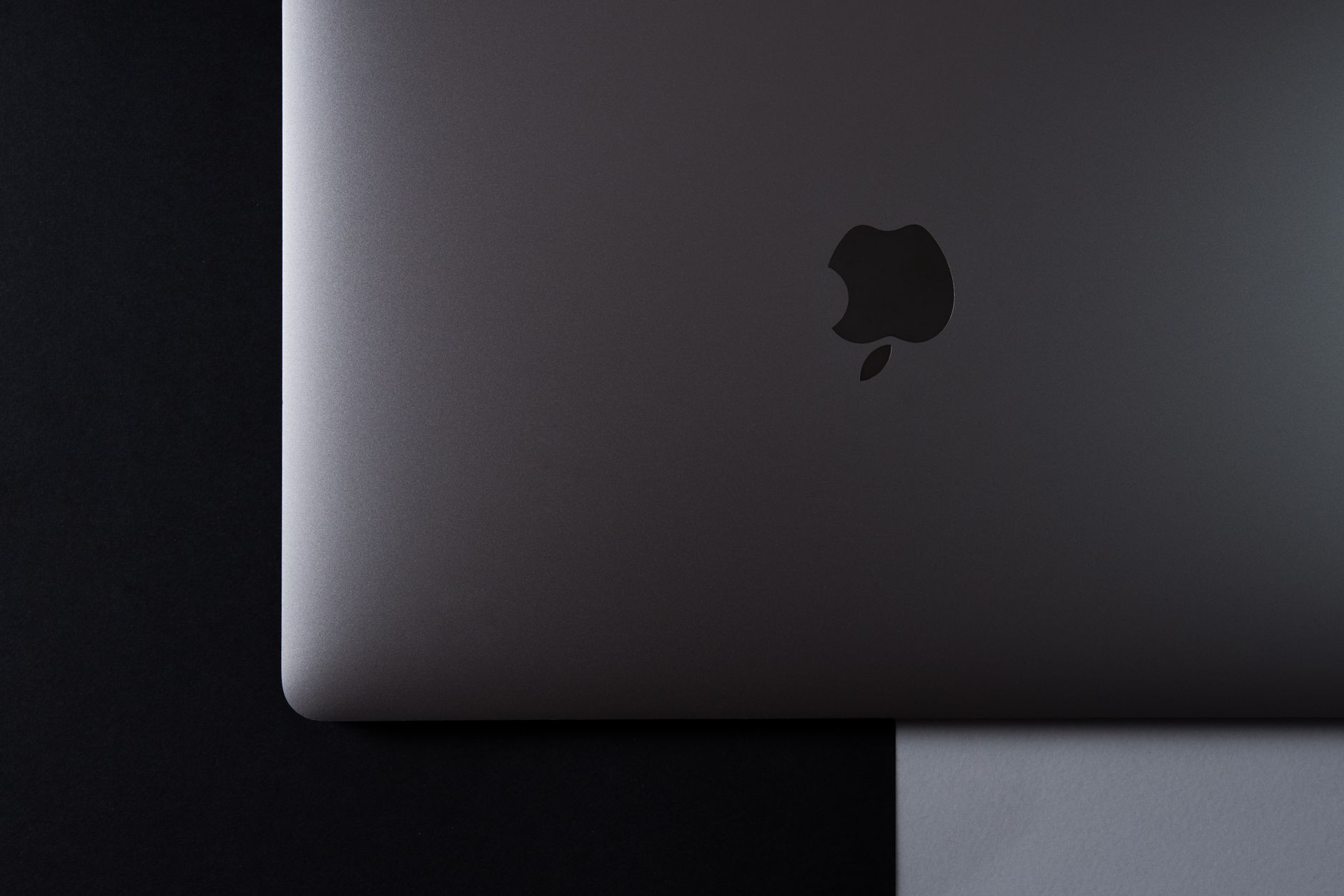 Apple เตรียมปรับโฉม MacBook Pro รุ่นเริ่มต้นในปีหน้า
