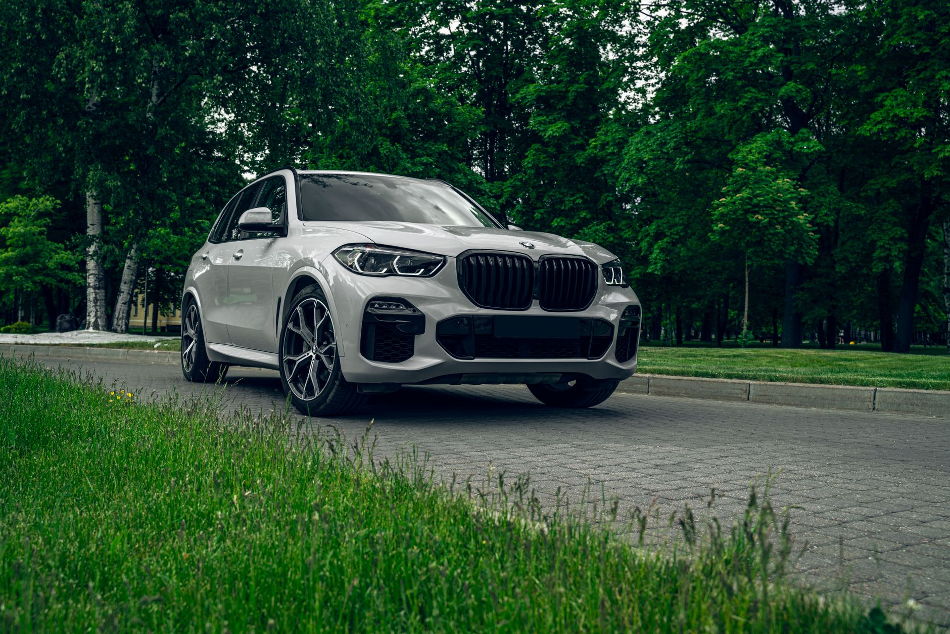 BMW X5 รุ่นใหม่ เปิดตัวเวอร์ชั่นไฟฟ้า พร้อมระยะทางวิ่งที่น่าประทับใจ 435 ไมล์