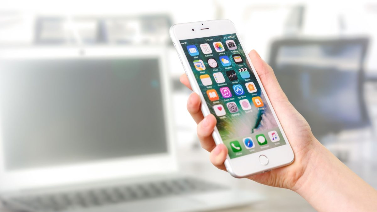 Tim Cook เผย iCloud Plus อาจมีระดับการใช้งาน AI สำหรับผู้ใช้ที่ต้องการพิเศษ