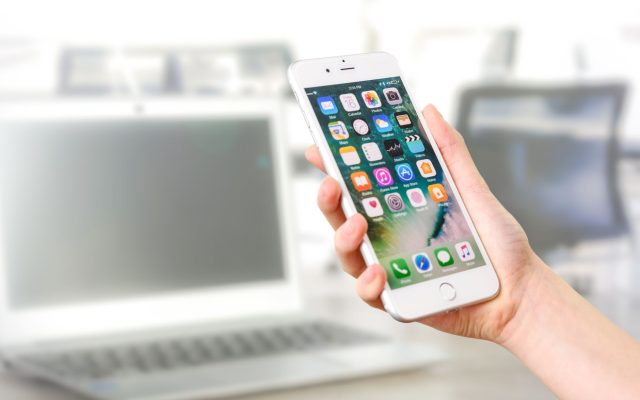 Tim Cook เผย iCloud Plus อาจมีระดับการใช้งาน AI สำหรับผู้ใช้ที่ต้องการพิเศษ