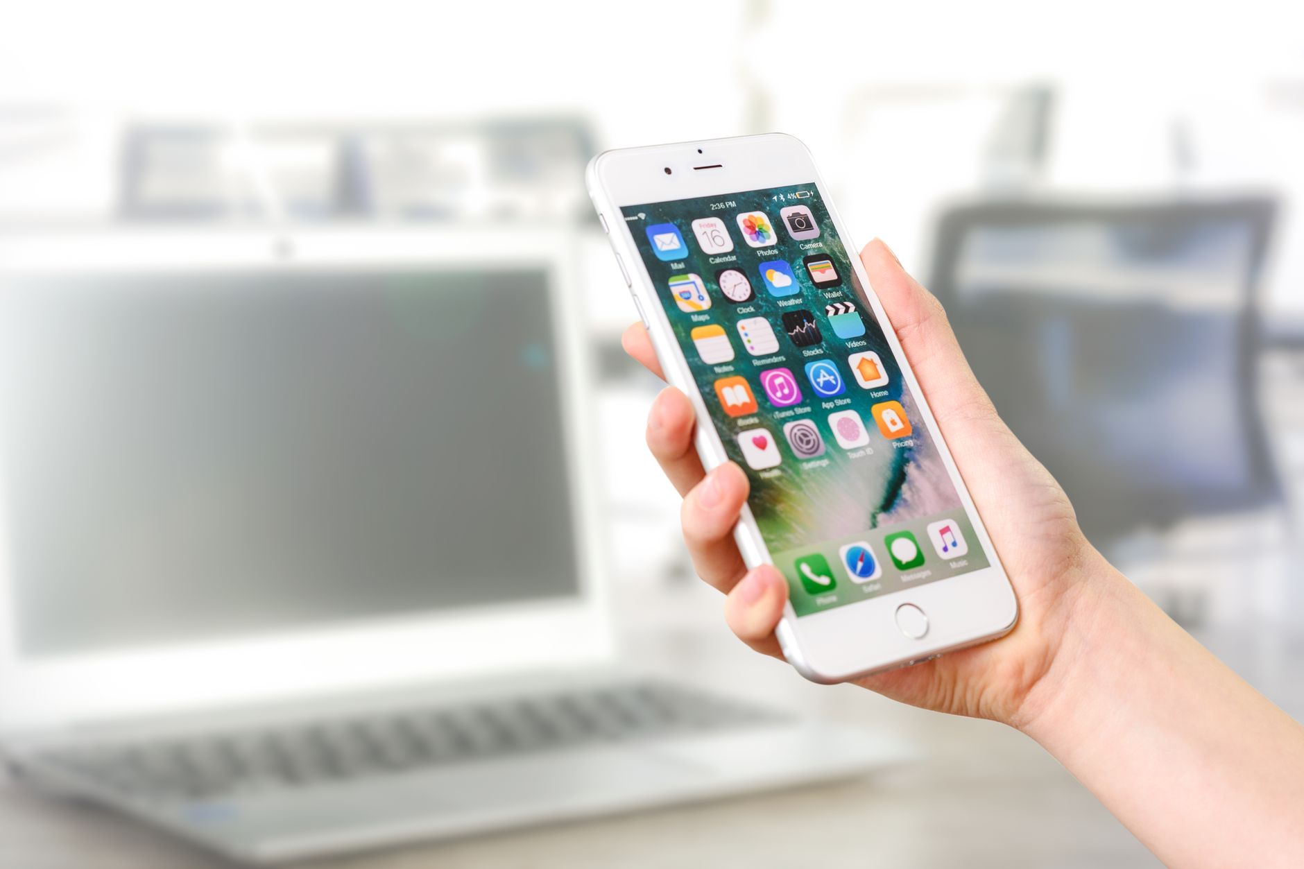 Tim Cook เผย iCloud Plus อาจมีระดับการใช้งาน AI สำหรับผู้ใช้ที่ต้องการพิเศษ
