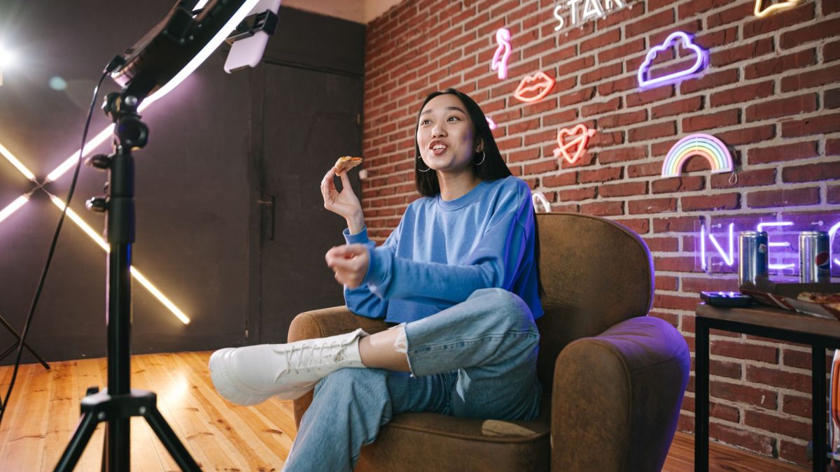 X เปิดตัวศูนย์ควบคุมการถ่ายทอดสดใหม่ พร้อมจ่ายเงินให้ผู้สร้างเนื้อหา