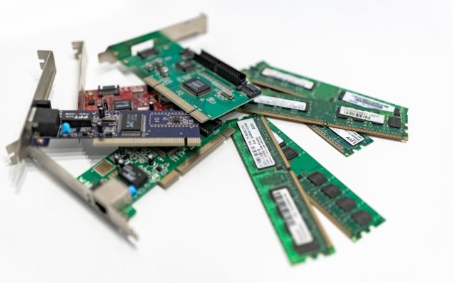 RAM กับ Storage (RAM vs Storage)