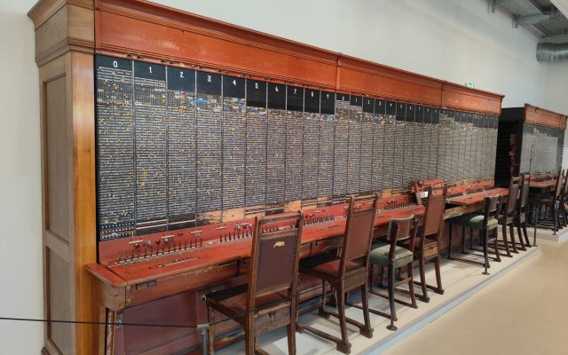 คอมพิวเตอร์เครื่องแรก: ENIAC และยุคเริ่มต้น