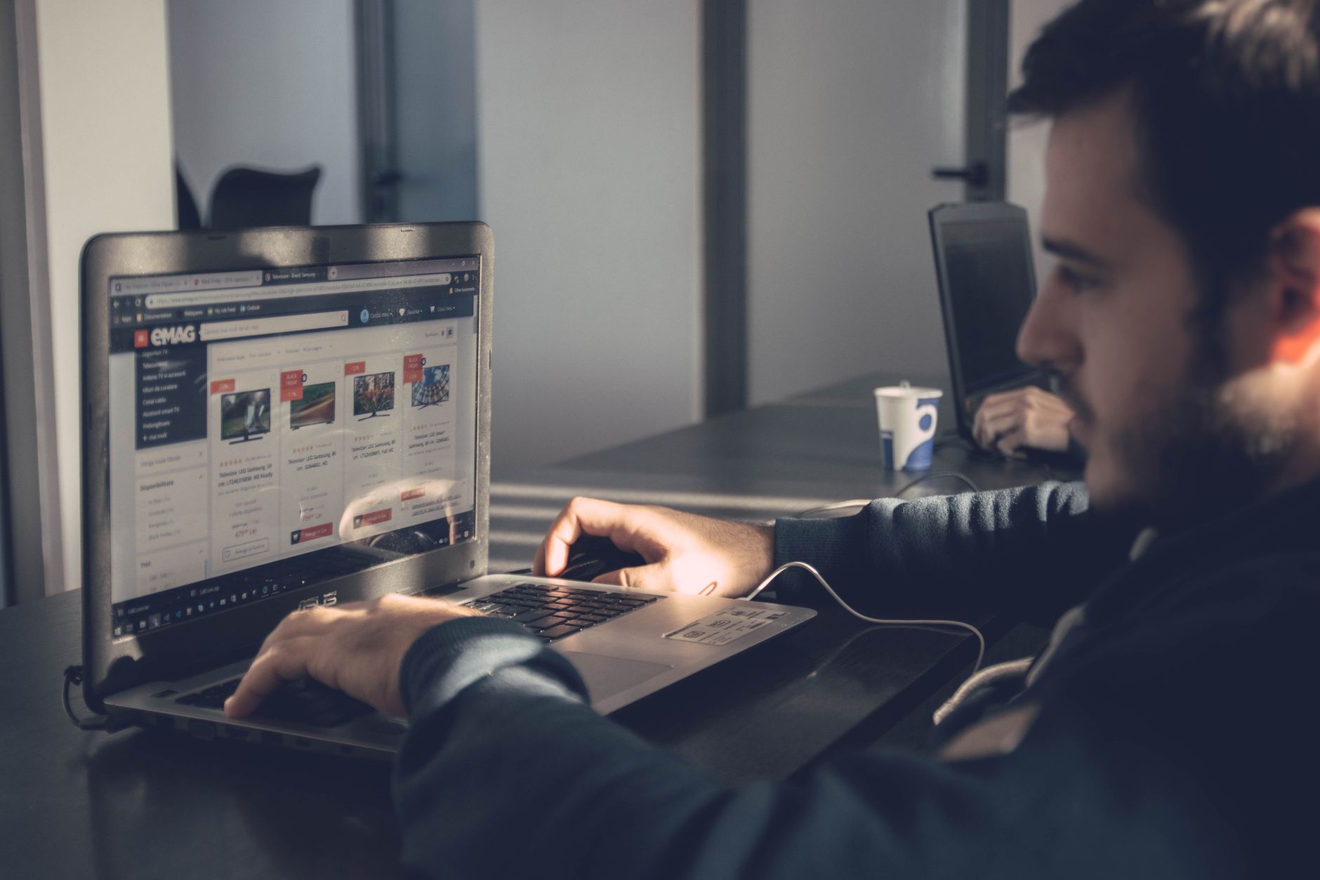 Shopify เผย AI Search เพิ่มการเข้าชมและยอดขาย ไม่ได้แทนที่ Google