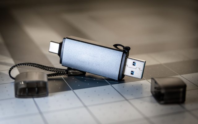 แฟลชไดรฟ์ USB ขนาดเล็กที่สุดในโลกมีพื้นที่เก็บข้อมูลมากกว่า iPhone 17