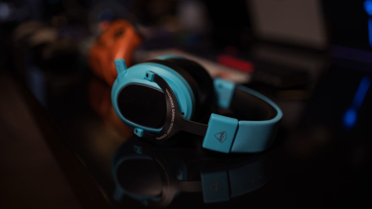 SteelSeries Nova 3P หูฟังเกมมิ่งไร้สาย ลดราคาถึง 45%