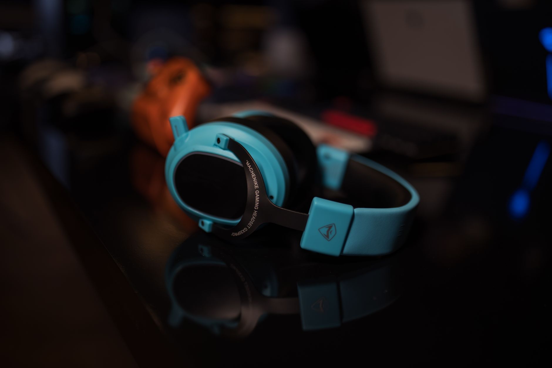 SteelSeries Nova 3P หูฟังเกมมิ่งไร้สาย ลดราคาถึง 45%