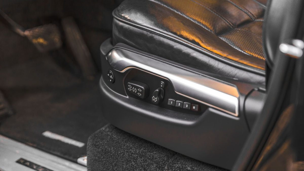 เผยโฉมแรกและทดลองขับ 2027 Range Rover Electric