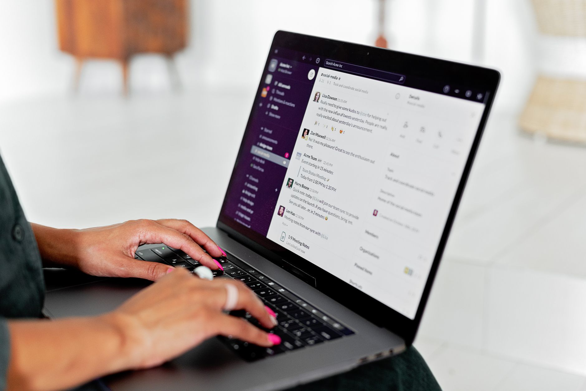Adobe เพิ่มเครื่องมือกว่า 70 รายการจาก Photoshop, Illustrator และอื่น ๆ ลงใน Slack