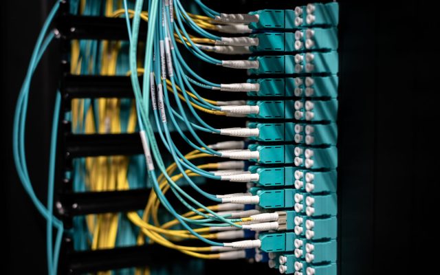 ความยาวของสาย Ethernet มีผลต่อความเร็วอย่างไร?