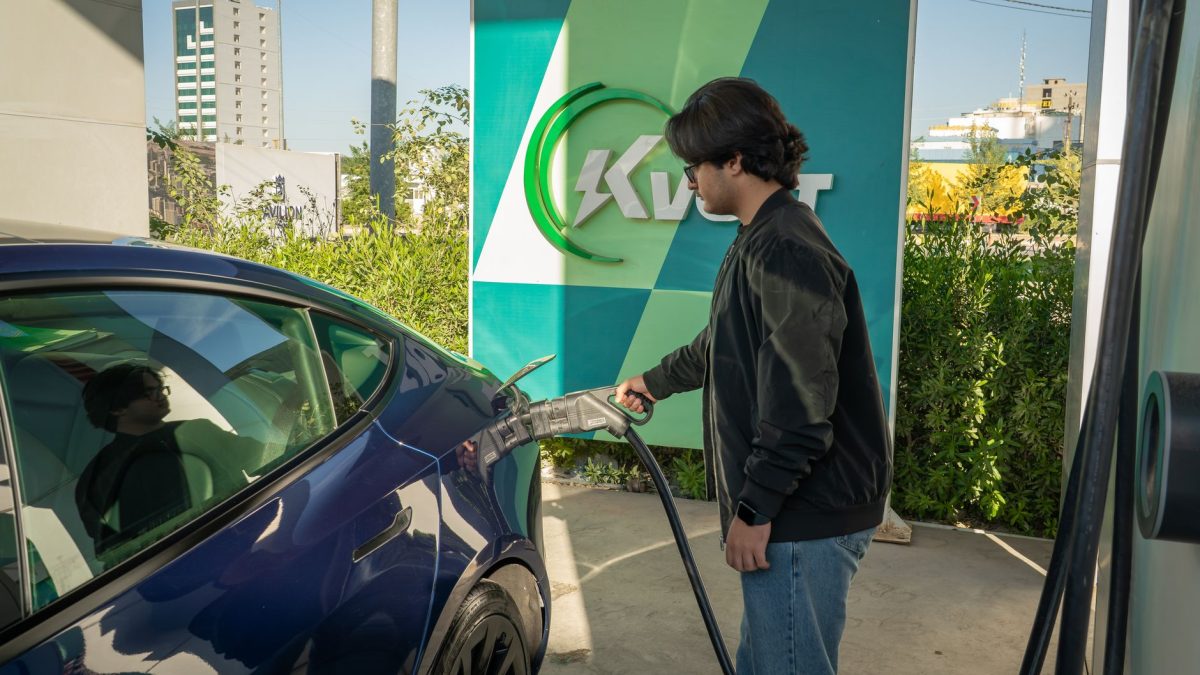 การเปรียบเทียบที่ชาร์จ EV ระดับ 1, 2 และ 3: แบบไหนดีกว่ากัน?