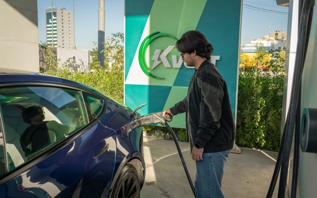การเปรียบเทียบที่ชาร์จ EV ระดับ 1, 2 และ 3: แบบไหนดีกว่ากัน?