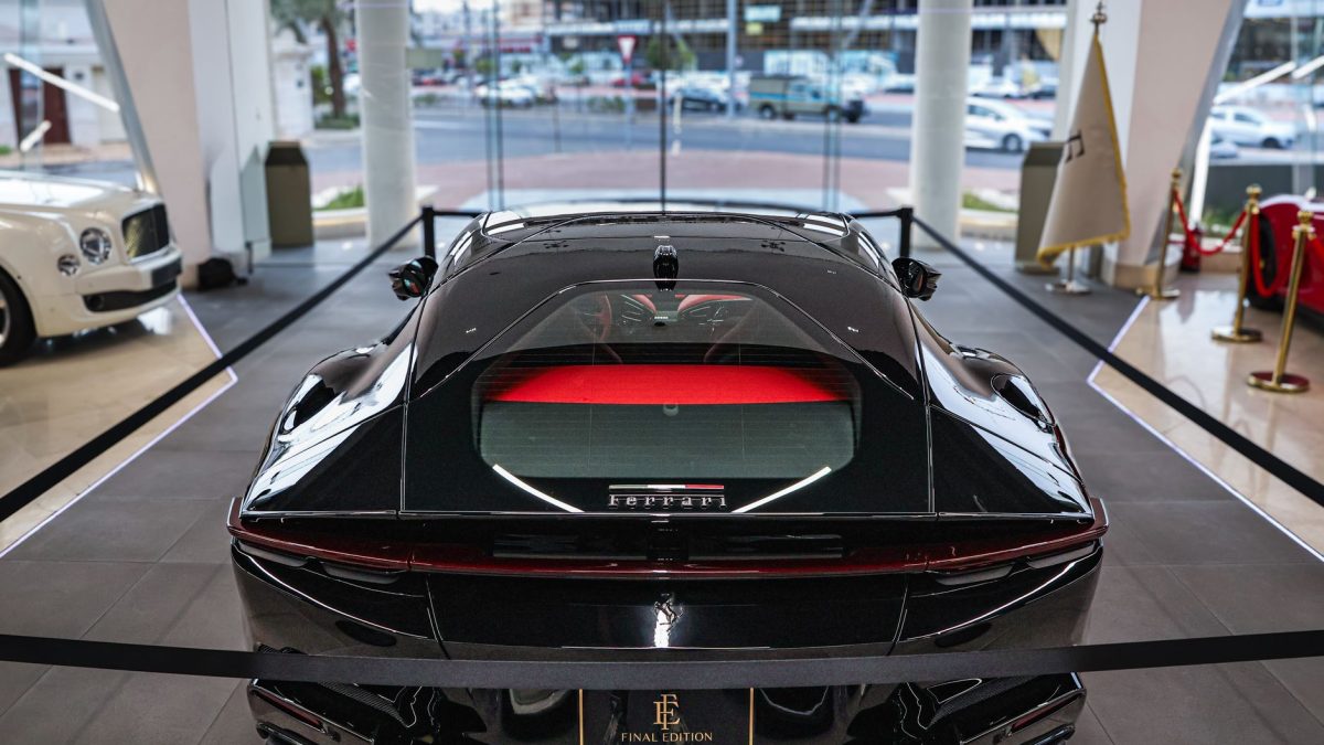 ไม่เรียกมันว่า SUV: รีวิว Ferrari Purosangue