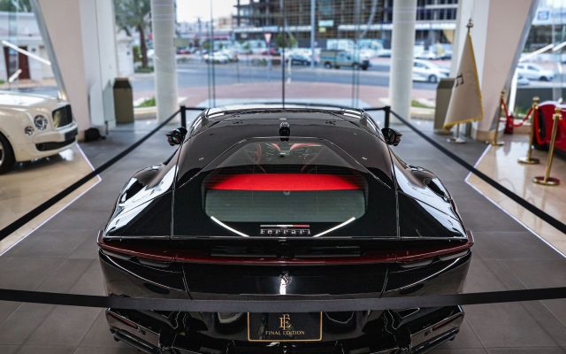 ไม่เรียกมันว่า SUV: รีวิว Ferrari Purosangue