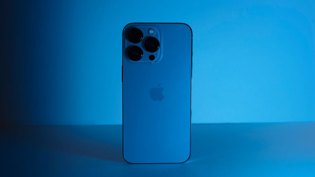 รอยพับของ iPhone Duo จะมองเห็นได้ชัดเจนแค่ไหน ยังต้องรอเวลา