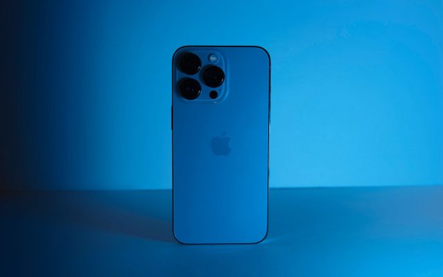 รอยพับของ iPhone Duo จะมองเห็นได้ชัดเจนแค่ไหน ยังต้องรอเวลา