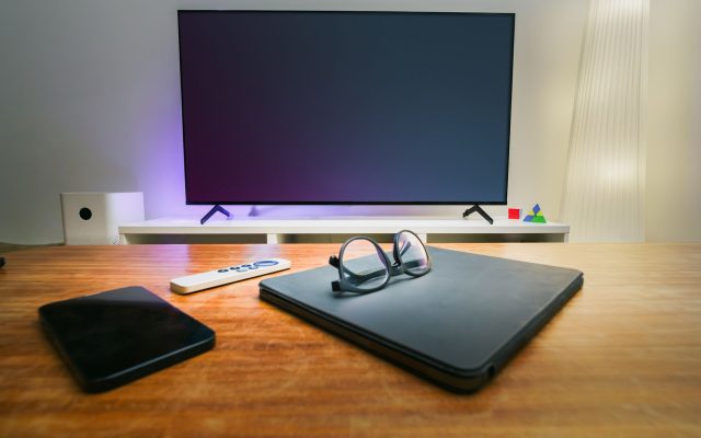 Roku เปิดตัว OLED TV รุ่นแรก ลดราคาสูงสุดถึง $400 เริ่มต้นที่ $699