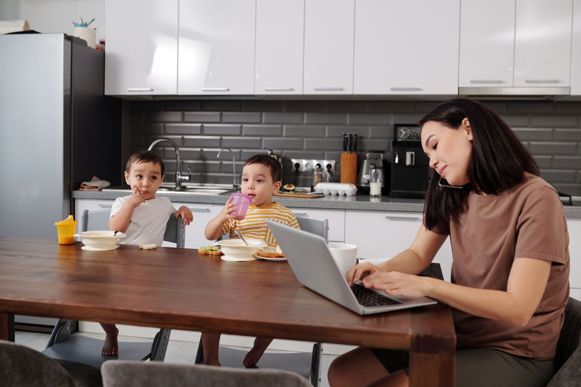 โฆษณา HomeView ของ Apple สร้างความสับสนให้ทุกคนยกเว้นพ่อแม่